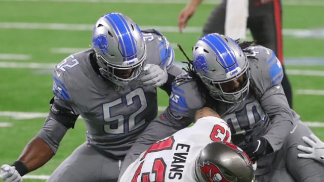 Detroit Lions Jalen Reeves-Maybin tackles Tampa Bay Mike Evans